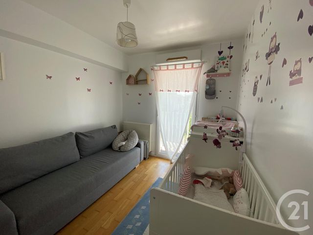 Appartement F5 à vendre - 5 pièces - 93.46 m2 - MASSY - 91 - ILE-DE-FRANCE - Century 21 Etude Ronsard Appartement F5 à vendre - 5 pièces - 93.46 m2 - MASSY - 91 - ILE-DE-FRANCE - Century 21 Etude Ronsard