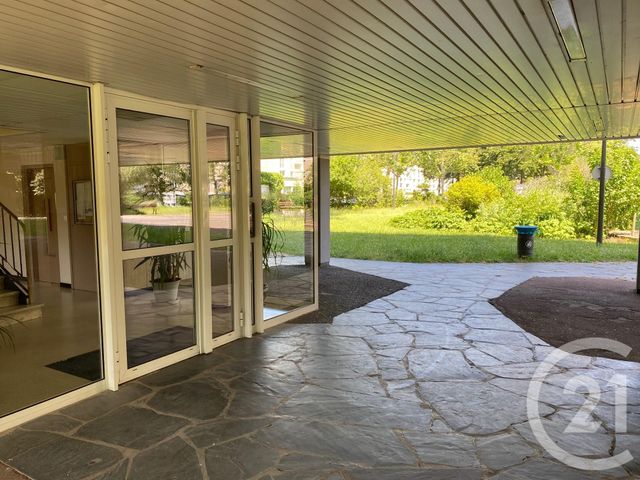 Appartement F5 à louer - 5 pièces - 98.0 m2 - MASSY - 91 - ILE-DE-FRANCE - Century 21 Etude Ronsard Appartement F5 à louer - 5 pièces - 98.0 m2 - MASSY - 91 - ILE-DE-FRANCE - Century 21 Etude Ronsard
