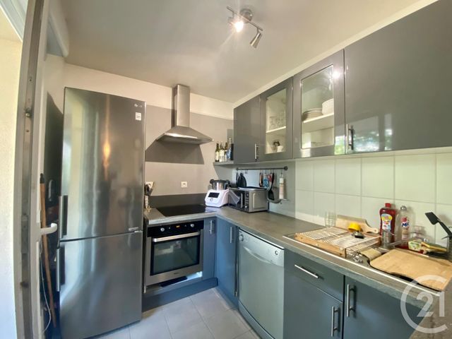 Appartement F5 à vendre - 5 pièces - 86.0 m2 - MASSY - 91 - ILE-DE-FRANCE - Century 21 Etude Ronsard Appartement F5 à vendre - 5 pièces - 86.0 m2 - MASSY - 91 - ILE-DE-FRANCE - Century 21 Etude Ronsard