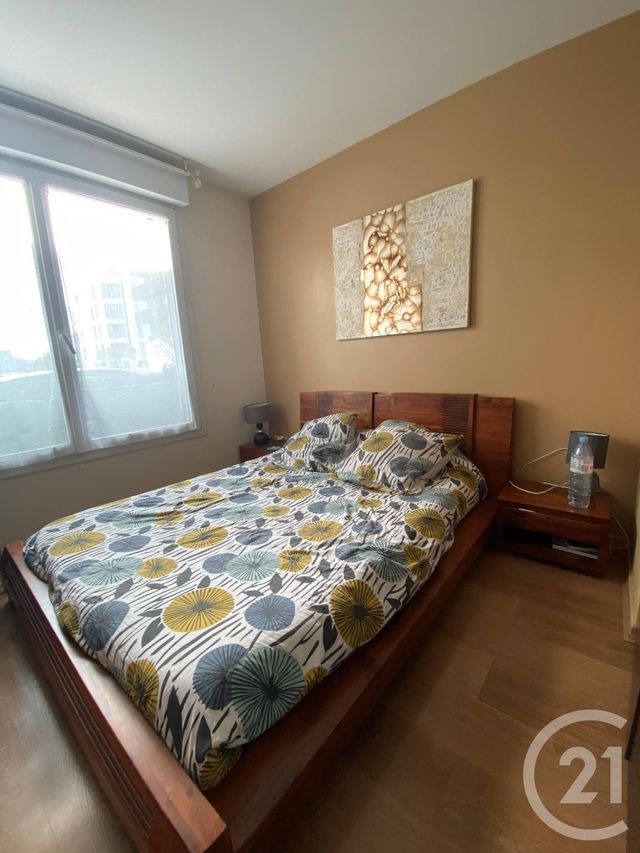 Afficher la photo en grand Appartement F3 à vendre - 3 pièces - 60.0 m2 - MASSY - 91 - ILE-DE-FRANCE - Century 21 Etude Ronsard