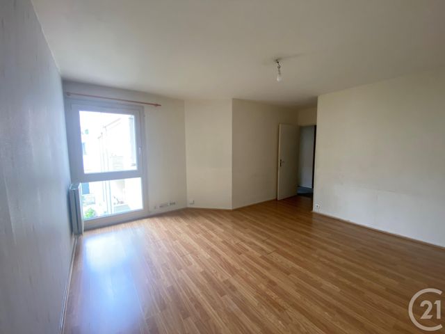 Afficher la photo en grand Appartement F3 à vendre - 3 pièces - 65.0 m2 - MASSY - 91 - ILE-DE-FRANCE - Century 21 Etude Ronsard