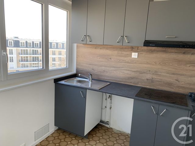 Appartement F3 à louer - 3 pièces - 52.0 m2 - MASSY - 91 - ILE-DE-FRANCE - Century 21 Etude Ronsard