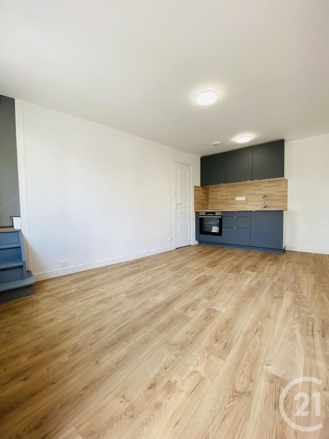 Appartement F2 à vendre - 2 pièces - 33.12 m2 - MASSY - 91 - ILE-DE-FRANCE - Century 21 Etude Ronsard