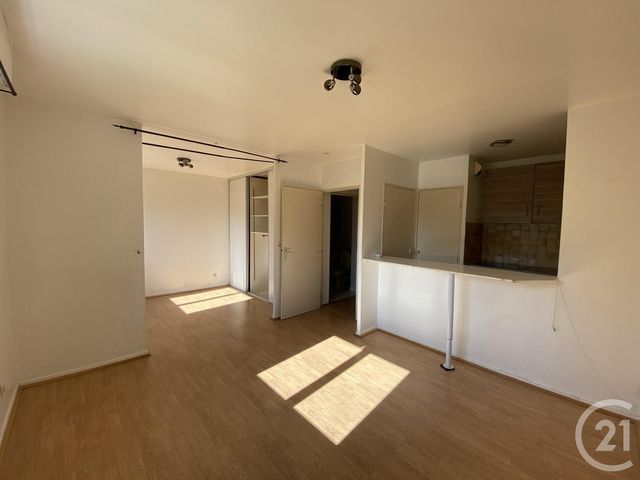 Appartement F1 à vendre - 1 pièce - 33.0 m2 - MASSY - 91 - ILE-DE-FRANCE - Century 21 Etude Ronsard