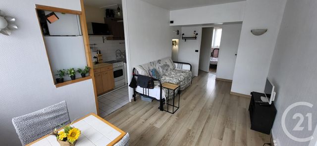 Appartement F2 à louer - 2 pièces - 34.0 m2 - MASSY - 91 - ILE-DE-FRANCE - Century 21 Etude Ronsard