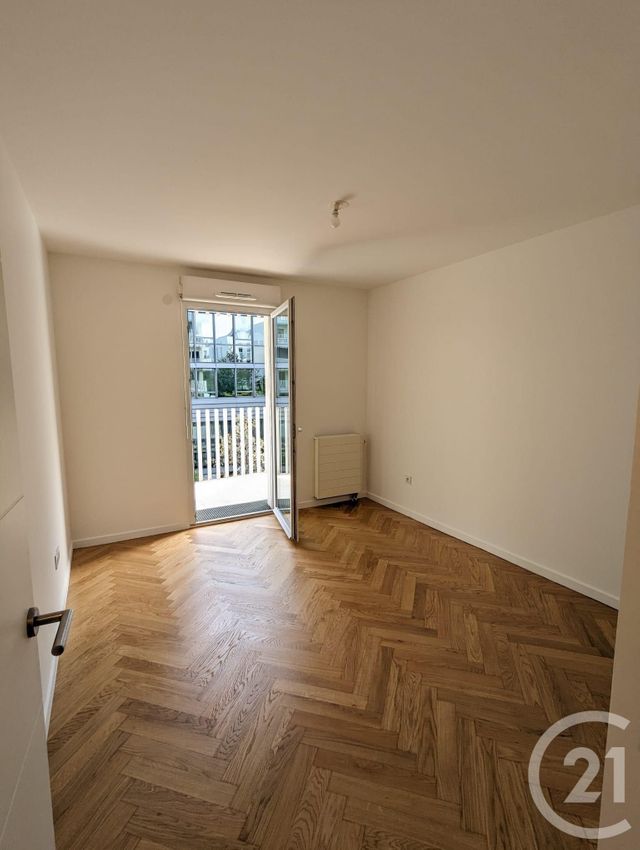 Appartement F3 à louer - 3 pièces - 60.12 m2 - MASSY - 91 - ILE-DE-FRANCE - Century 21 Etude Ronsard