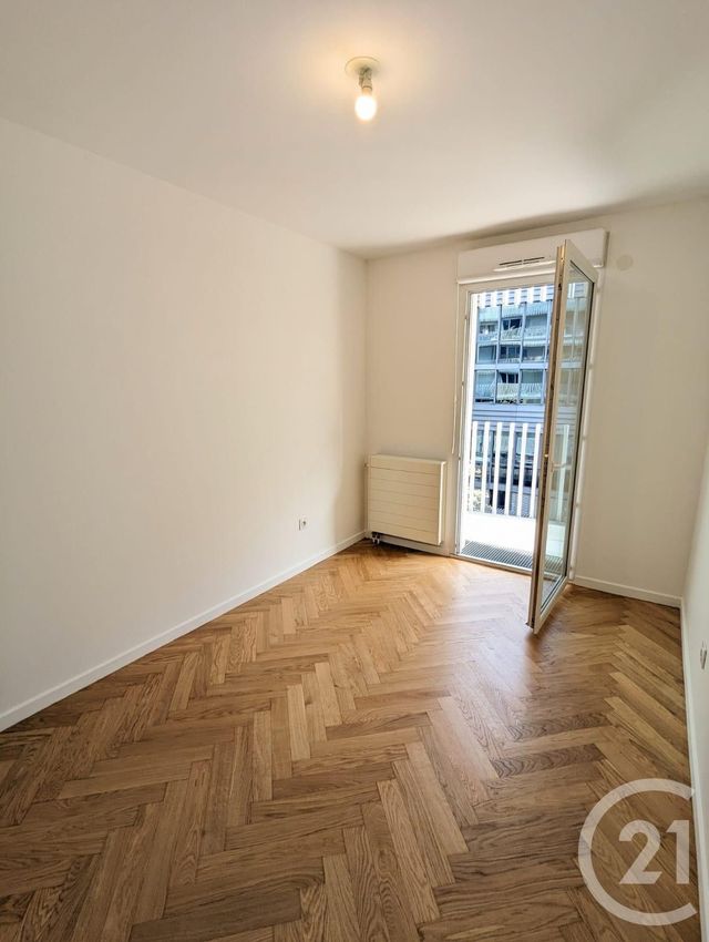 Appartement F3 à louer - 3 pièces - 60.12 m2 - MASSY - 91 - ILE-DE-FRANCE - Century 21 Etude Ronsard
