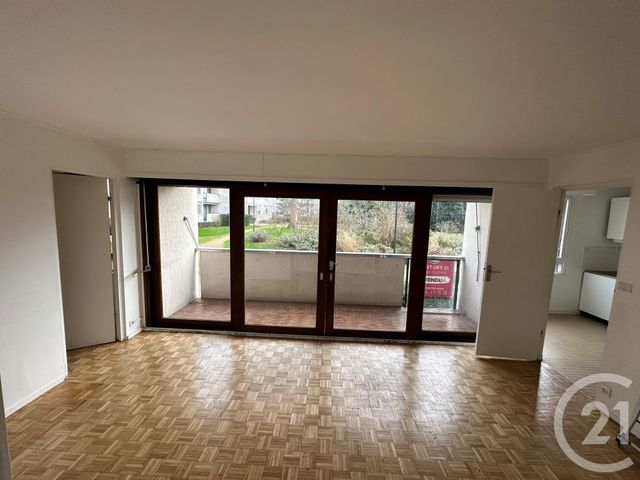 Appartement F2 à vendre - 2 pièces - 46.0 m2 - MASSY - 91 - ILE-DE-FRANCE - Century 21 Etude Ronsard