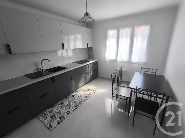 Appartement F3 à louer - 3 pièces - 73.79 m2 - MASSY - 91 - ILE-DE-FRANCE - Century 21 Etude Ronsard