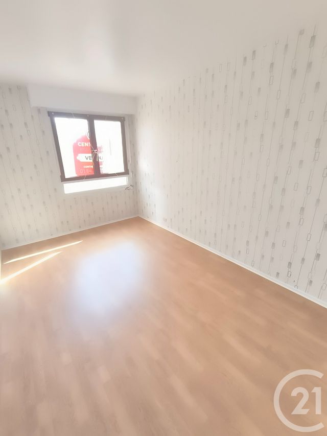 Appartement F3 à vendre - 3 pièces - 67.11 m2 - MASSY - 91 - ILE-DE-FRANCE - Century 21 Etude Ronsard