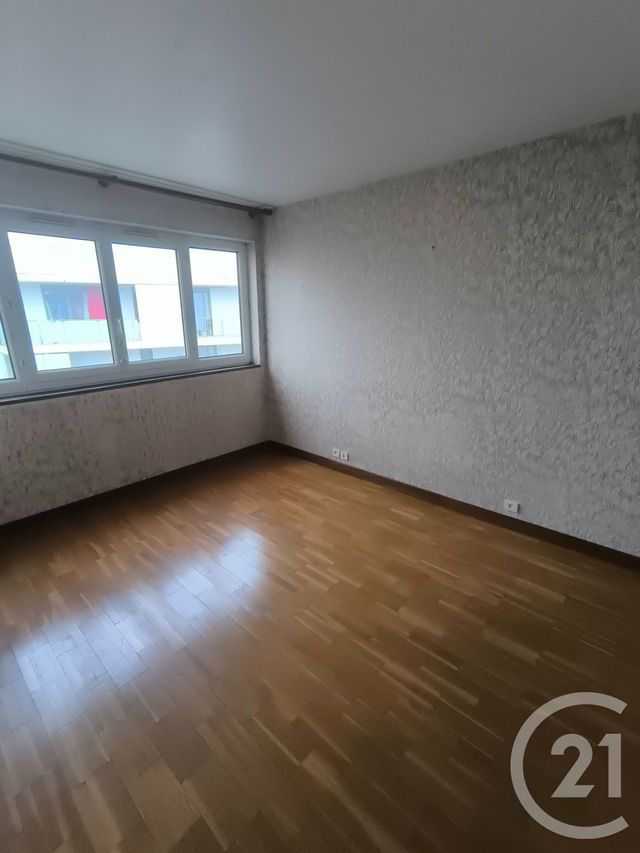 Appartement F4 à vendre - 4 pièces - 60.48 m2 - MASSY - 91 - ILE-DE-FRANCE - Century 21 Etude Ronsard