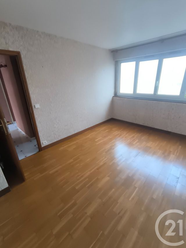 Appartement F4 à vendre - 4 pièces - 60.48 m2 - MASSY - 91 - ILE-DE-FRANCE - Century 21 Etude Ronsard