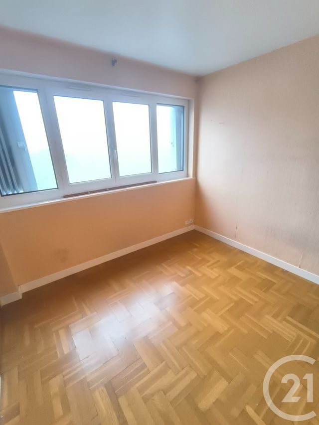 Appartement F4 à vendre - 4 pièces - 60.48 m2 - MASSY - 91 - ILE-DE-FRANCE - Century 21 Etude Ronsard
