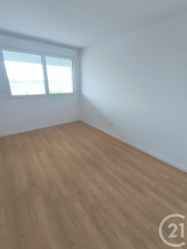 Appartement F5 à vendre - 5 pièces - 107.71 m2 - MASSY - 91 - ILE-DE-FRANCE - Century 21 Etude Ronsard