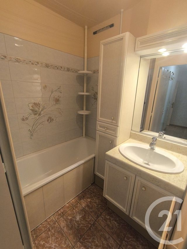Appartement F4 à vendre - 4 pièces - 80.87 m2 - MASSY - 91 - ILE-DE-FRANCE - Century 21 Etude Ronsard