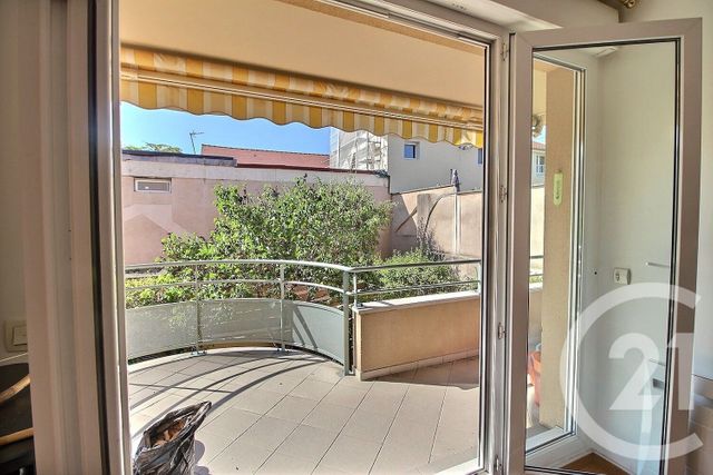 Appartement F5 à vendre - 5 pièces - 99.0 m2 - MASSY - 91 - ILE-DE-FRANCE - Century 21 Etude Ronsard