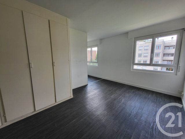 Appartement F2 à vendre - 2 pièces - 40.48 m2 - MASSY - 91 - ILE-DE-FRANCE - Century 21 Etude Ronsard