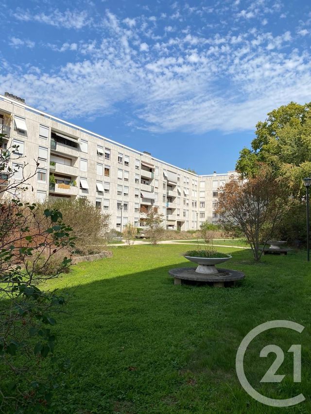 Appartement F2 à vendre - 2 pièces - 40.48 m2 - MASSY - 91 - ILE-DE-FRANCE - Century 21 Etude Ronsard
