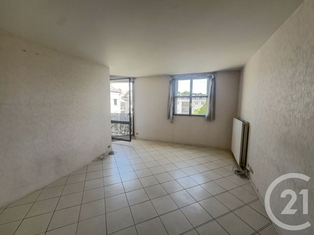 Appartement F3 à vendre - 3 pièces - 62.98 m2 - MASSY - 91 - ILE-DE-FRANCE - Century 21 Etude Ronsard