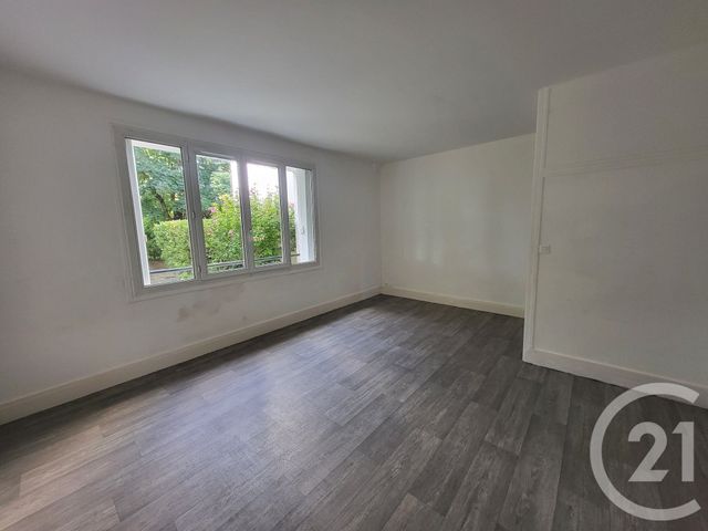Afficher la photo en grand Appartement F3 à vendre - 3 pièces - 62.28 m2 - MASSY - 91 - ILE-DE-FRANCE - Century 21 Etude Ronsard