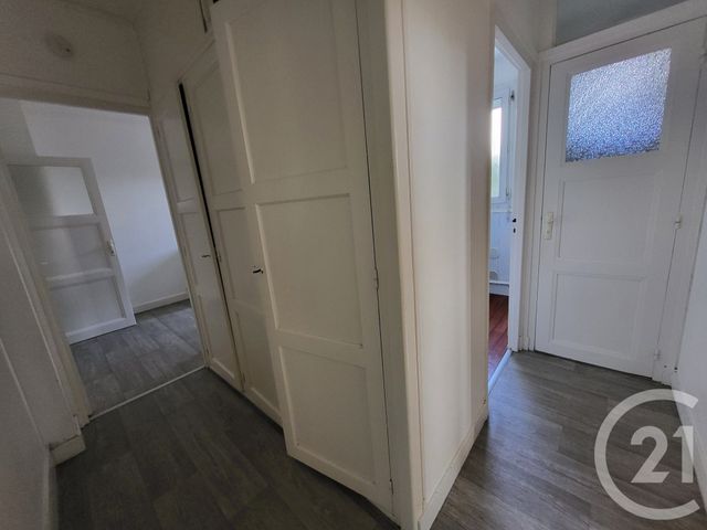 Afficher la photo en grand Appartement F3 à vendre - 3 pièces - 62.28 m2 - MASSY - 91 - ILE-DE-FRANCE - Century 21 Etude Ronsard