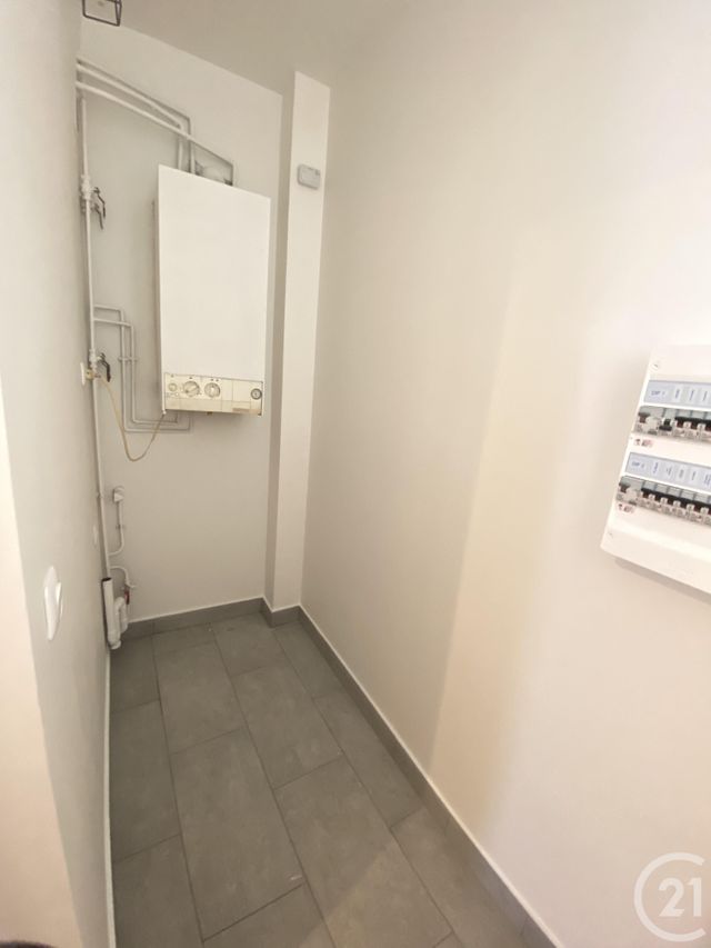 Appartement F2 à vendre - 2 pièces - 43.51 m2 - MASSY - 91 - ILE-DE-FRANCE - Century 21 Etude Ronsard