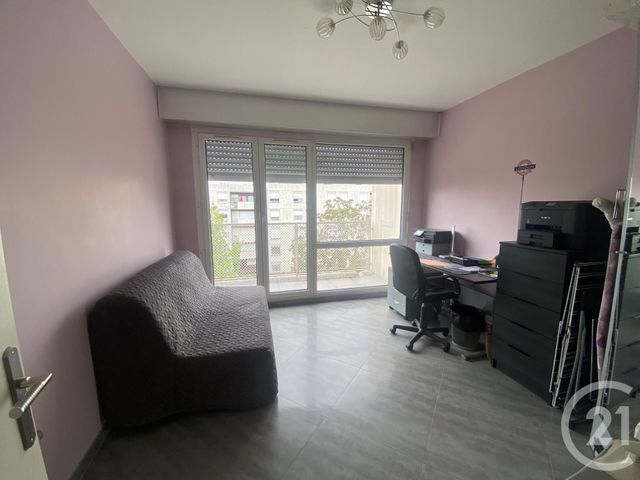 Appartement F5 à vendre - 5 pièces - 104.8 m2 - MASSY - 91 - ILE-DE-FRANCE - Century 21 Etude Ronsard