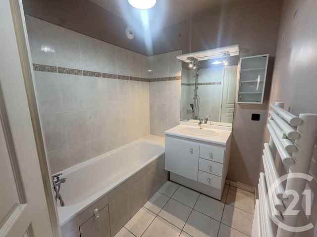 Appartement F3 à vendre - 3 pièces - 61.83 m2 - MASSY - 91 - ILE-DE-FRANCE - Century 21 Etude Ronsard