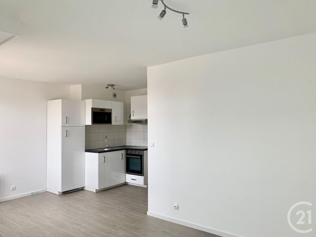 Appartement F2 à louer - 2 pièces - 39.59 m2 - MASSY - 91 - ILE-DE-FRANCE - Century 21 Etude Ronsard