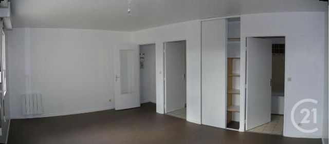 Appartement F1 à louer - 1 pièce - 30.17 m2 - MASSY - 91 - ILE-DE-FRANCE - Century 21 Etude Ronsard