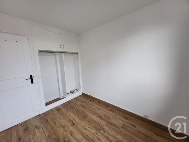 Appartement F3 à louer - 3 pièces - 52.62 m2 - MASSY - 91 - ILE-DE-FRANCE - Century 21 Etude Ronsard