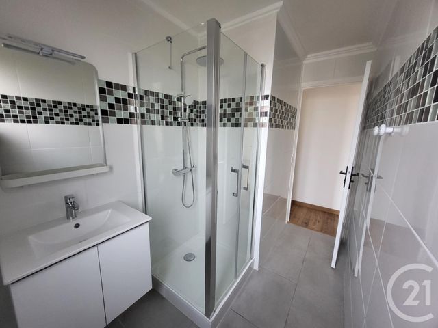 Appartement F3 à louer - 3 pièces - 52.62 m2 - MASSY - 91 - ILE-DE-FRANCE - Century 21 Etude Ronsard