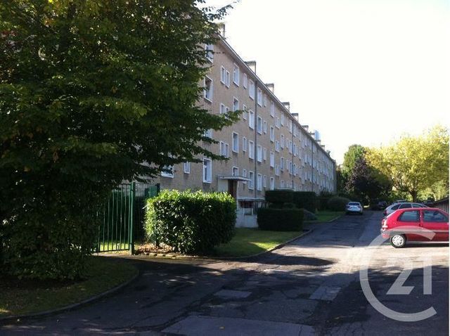 Appartement F3 à louer - 3 pièces - 52.62 m2 - MASSY - 91 - ILE-DE-FRANCE - Century 21 Etude Ronsard