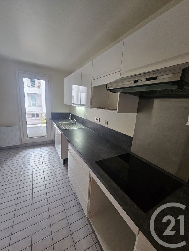 Appartement F4 à louer - 4 pièces - 79.57 m2 - ISSY LES MOULINEAUX - 92 - ILE-DE-FRANCE - Century 21 Etude Ronsard