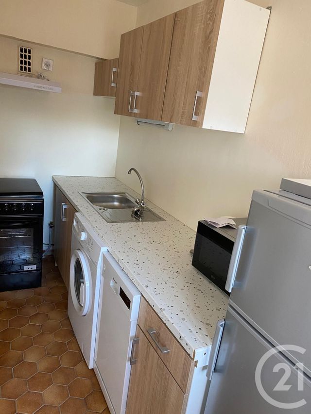 Appartement F2 à louer - 2 pièces - 33.83 m2 - MASSY - 91 - ILE-DE-FRANCE - Century 21 Etude Ronsard