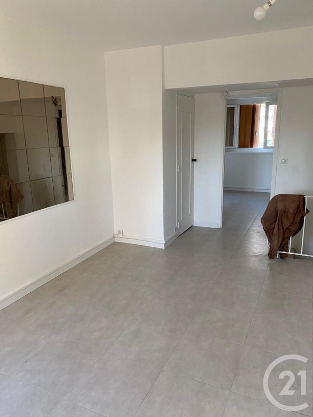Appartement F2 à louer - 2 pièces - 33.83 m2 - MASSY - 91 - ILE-DE-FRANCE - Century 21 Etude Ronsard