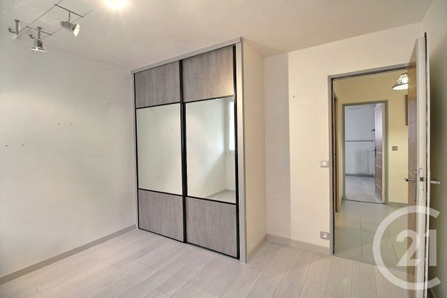Appartement Duplex à vendre - 4 pièces - 79.2 m2 - MASSY - 91 - ILE-DE-FRANCE - Century 21 Etude Ronsard