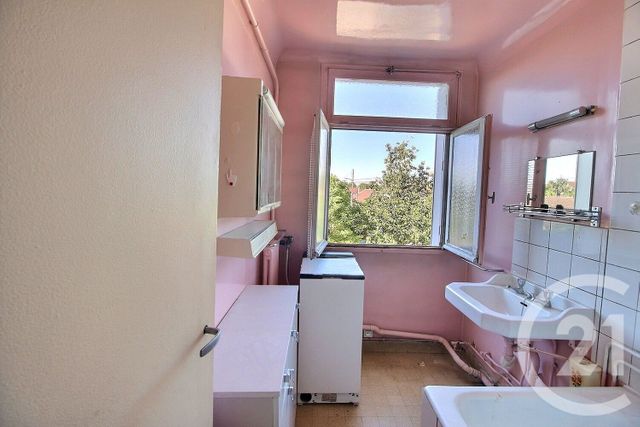 Appartement F3 à vendre - 3 pièces - 57.34 m2 - MASSY - 91 - ILE-DE-FRANCE - Century 21 Etude Ronsard