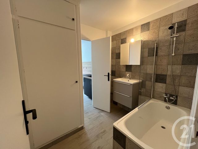 Appartement F3 à louer - 3 pièces - 62.0 m2 - ANTONY - 92 - ILE-DE-FRANCE - Century 21 Etude Ronsard