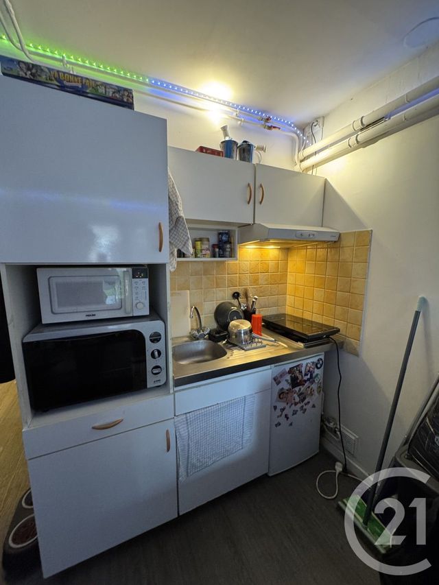 Appartement Studio à louer - 1 pièce - 24.0 m2 - LE PLESSIS ROBINSON - 92 - ILE-DE-FRANCE - Century 21 Etude Ronsard