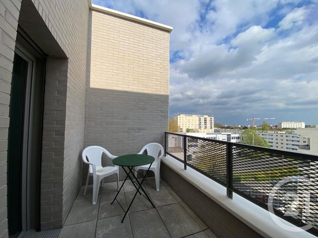 Appartement F1 à louer - 1 pièce - 23.4 m2 - MASSY - 91 - ILE-DE-FRANCE - Century 21 Etude Ronsard