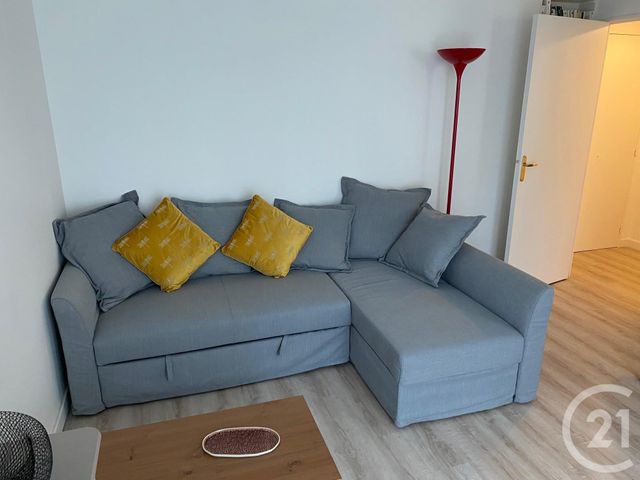 Appartement F1 à louer - 1 pièce - 25.5 m2 - MASSY - 91 - ILE-DE-FRANCE - Century 21 Etude Ronsard