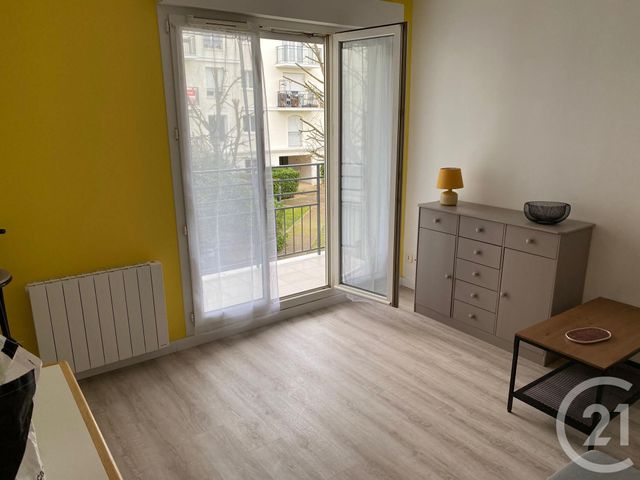 Appartement F1 à louer - 1 pièce - 25.5 m2 - MASSY - 91 - ILE-DE-FRANCE - Century 21 Etude Ronsard