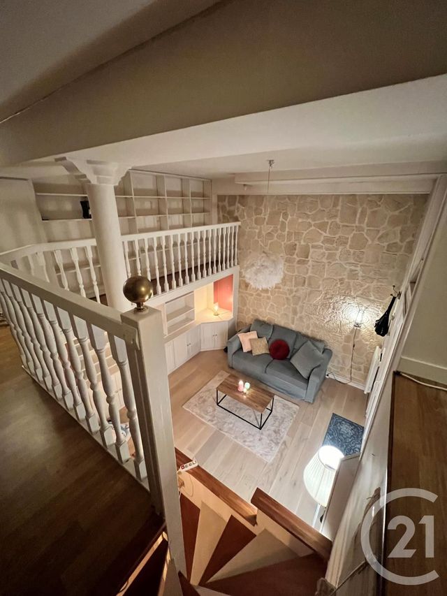 Appartement Atelier d'artiste à louer - 2 pièces - 30.03 m2 - PARIS - 75010 - ILE-DE-FRANCE - Century 21 Etude Ronsard