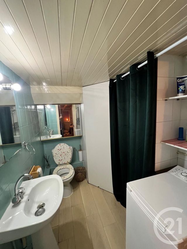 Appartement Atelier d'artiste à louer - 2 pièces - 30.03 m2 - PARIS - 75010 - ILE-DE-FRANCE - Century 21 Etude Ronsard