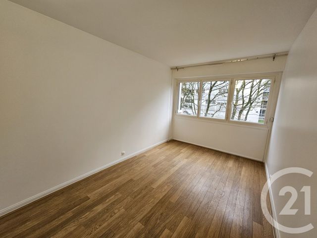 Appartement F3 à louer - 3 pièces - 74.23 m2 - VELIZY VILLACOUBLAY - 78 - ILE-DE-FRANCE - Century 21 Etude Ronsard