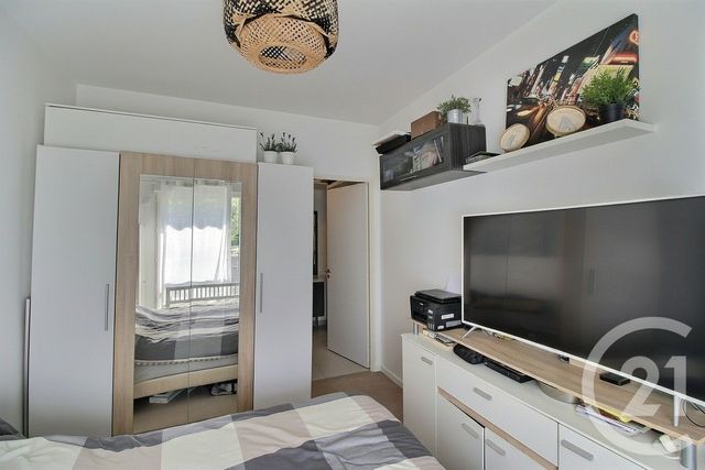 Appartement F4 à vendre - 4 pièces - 79.55 m2 - MASSY - 91 - ILE-DE-FRANCE - Century 21 Etude Ronsard