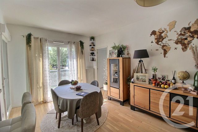 Appartement F4 à vendre - 4 pièces - 79.55 m2 - MASSY - 91 - ILE-DE-FRANCE - Century 21 Etude Ronsard