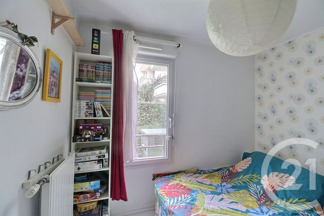 Appartement F4 à vendre - 4 pièces - 78.27 m2 - MASSY - 91 - ILE-DE-FRANCE - Century 21 Etude Ronsard