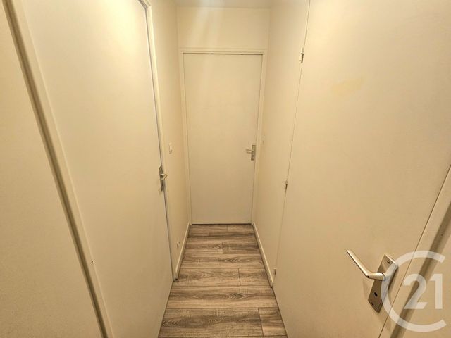 Appartement F2 à louer - 2 pièces - 46.04 m2 - MASSY - 91 - ILE-DE-FRANCE - Century 21 Etude Ronsard